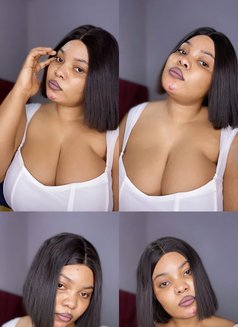 Sheila - escort in Noida Photo 3 of 5