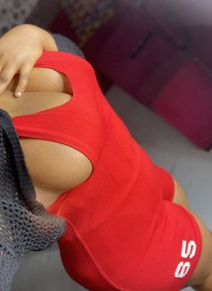 Sheila - escort in Noida Photo 4 of 5