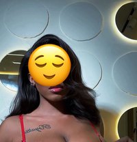 Sheila - puta in Noida Photo 1 of 2