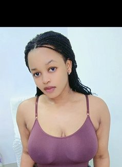 Sheila - escort in Riyadh Photo 11 of 14