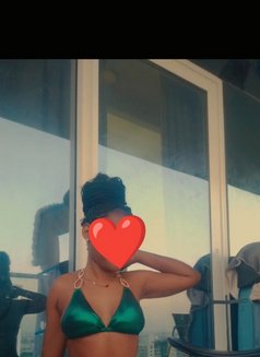 Sheilah Sexy Full Service - puta in Dubai Photo 1 of 9