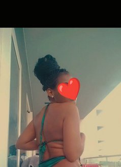 Sheilah Sexy Full Service - puta in Dubai Photo 2 of 9