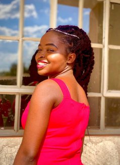 Sheimith - dominatrix in Nairobi Photo 2 of 4