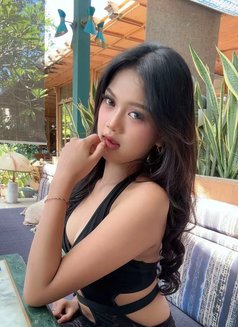 Shelin - escort in Bali Photo 1 of 10