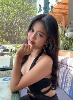 Shelin - escort in Bali Photo 3 of 10