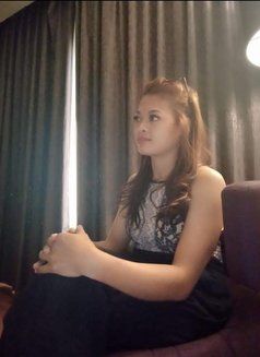 SHELLA - escort in Jakarta Photo 5 of 7