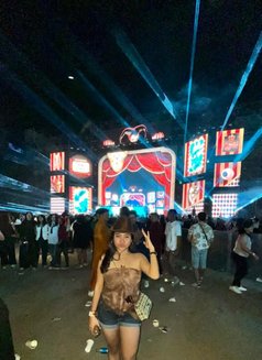 Shella - Male escort in Jakarta Photo 5 of 7