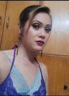Shely - Transsexual escort in New Delhi Photo 4 of 4