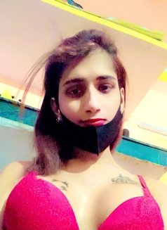 Shelza - Transsexual escort in Noida Photo 3 of 8