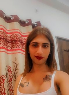 Shelza Naaz - Acompañantes transexual in Chandigarh Photo 3 of 9