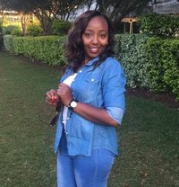 Shem Cake De Glow - Transsexual escort in Nairobi
