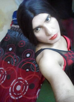 Shemale Ruhi - Transsexual escort in New Delhi Photo 1 of 3