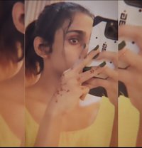 Shemale. 23 - Acompañantes transexual in Kochi