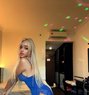 Shemale Alice - Acompañantes transexual in Kuala Lumpur Photo 16 of 19