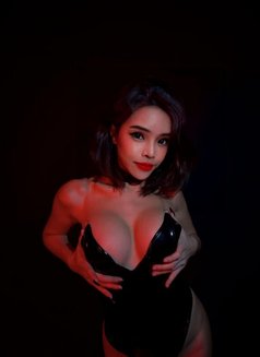 Shemale Alice - Acompañantes transexual in Kuala Lumpur Photo 15 of 22