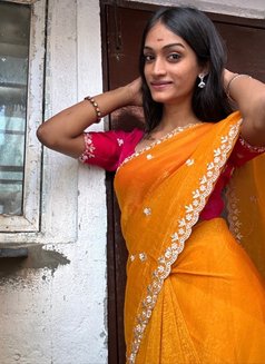 Cutie Anshu - Transsexual escort in Hyderabad Photo 4 of 4