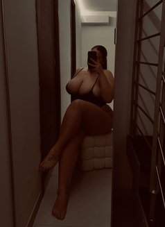 Shemale Available Genuine - Transsexual escort agency in New Delhi Photo 4 of 7