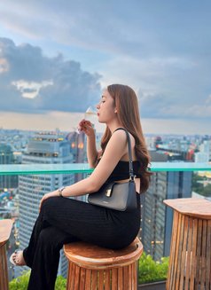 Shemale Bangkok - Transsexual escort in Bangkok Photo 4 of 13