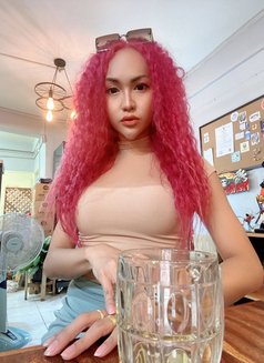 Barbie long cock - masseuse in Udon Thani Photo 11 of 17