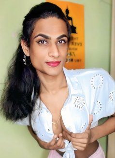 Shemale Bbc Rod sherin Black big - Transsexual escort in Kochi Photo 2 of 22