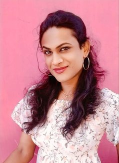 Shemale Bbc Rod sherin Black big - Transsexual escort in Kochi Photo 6 of 22