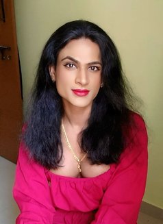 Shemale Bbc Rod sherin Black big - Transsexual escort in Kochi Photo 8 of 22