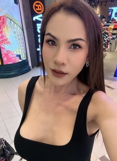 🇹🇭Shemale Big Cock Big Cum🇹🇭 - Transsexual escort in Bangkok Photo 7 of 18