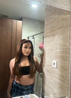 Shemale Big D Bali - Acompañantes transexual in Bali Photo 3 of 6