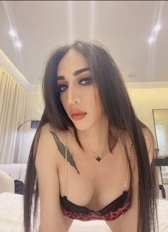 Shemale Both - Transsexual escort in Riyadh Photo 13 of 15