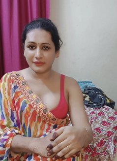 Shemale (madhu) Ladyboy Cut Cock & Big B - Transsexual escort in Chennai Photo 6 of 13