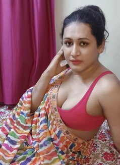Shemale (madhu) Ladyboy Cut Cock & Big B - Transsexual escort in Chennai Photo 7 of 13