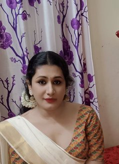 Shemale (madhu) Ladyboy Cut Cock & Big B - Transsexual escort in Chennai Photo 10 of 13