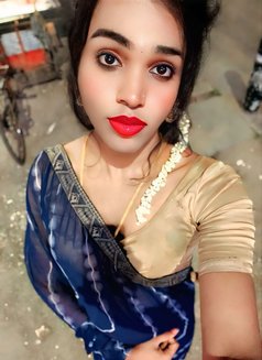 Shemale Chennai Apsara - Transsexual escort in Chennai Photo 2 of 2