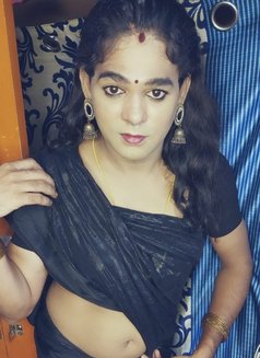 Shemale Chennai Keerthana - Transsexual escort in Chennai Photo 2 of 4