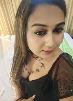 Shemale Diya Big Boobs LundSucker - Transsexual escort in Bangalore Photo 20 of 22