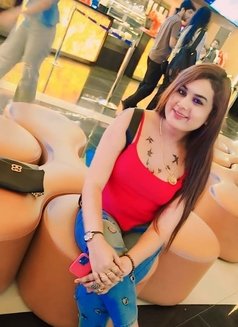 Shemale Diya Big Boobs LundSucker - Transsexual escort in Bangalore Photo 4 of 9