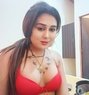 Shemale Diya Big Boobs LundSucker - Transsexual escort in Mumbai Photo 17 of 18