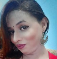Shemale Diya - Transsexual escort in New Delhi