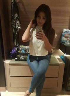 Shemale Ella - Transsexual escort in Bangkok Photo 16 of 28