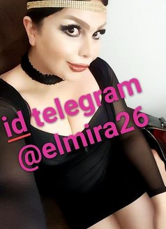 Shemale Elmira - Acompañantes transexual in Dubai Photo 7 of 8