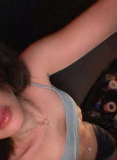 Shemale. Elsa - Transsexual escort in İstanbul Photo 7 of 9