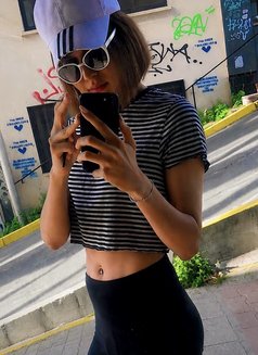 Shemale. Elsa - Transsexual escort in İstanbul Photo 12 of 12
