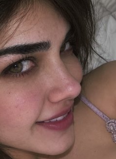 Shemale. Elsa - Transsexual escort in İstanbul Photo 10 of 10