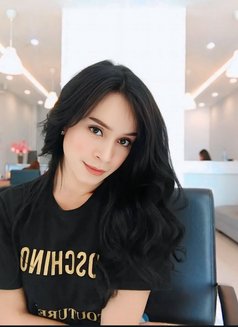 Magdalena Ts.available now - Transsexual escort in Bali Photo 2 of 10