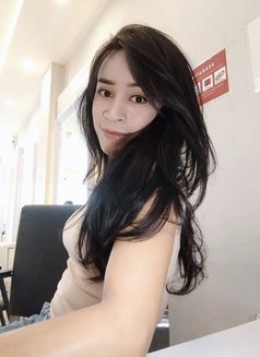 Magdalena Ts.available now - Transsexual escort in Bali Photo 8 of 10