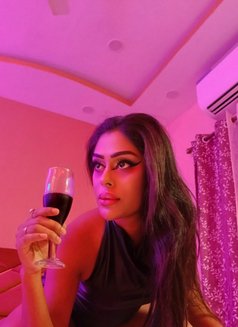 Shemale Faking and Shaking Videos - Transsexual escort in Kolkata Photo 2 of 11