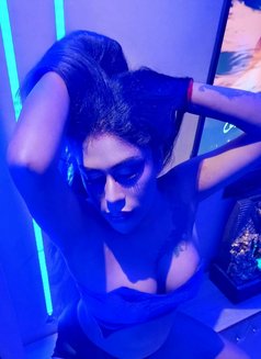 Shemale Faking and Shaking Videos - Transsexual escort in Kolkata Photo 5 of 11