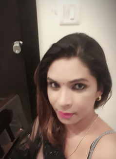 Shemale in Kormangla Only for Few Days - Transsexual escort in Bangalore Photo 1 of 3