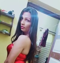 Sahana - Transsexual escort in Chennai Photo 2 of 6
