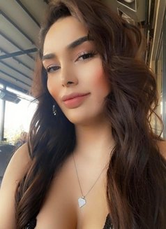 Shemale Isra, Very Sexy and Genuine - Acompañantes transexual in İstanbul Photo 16 of 23